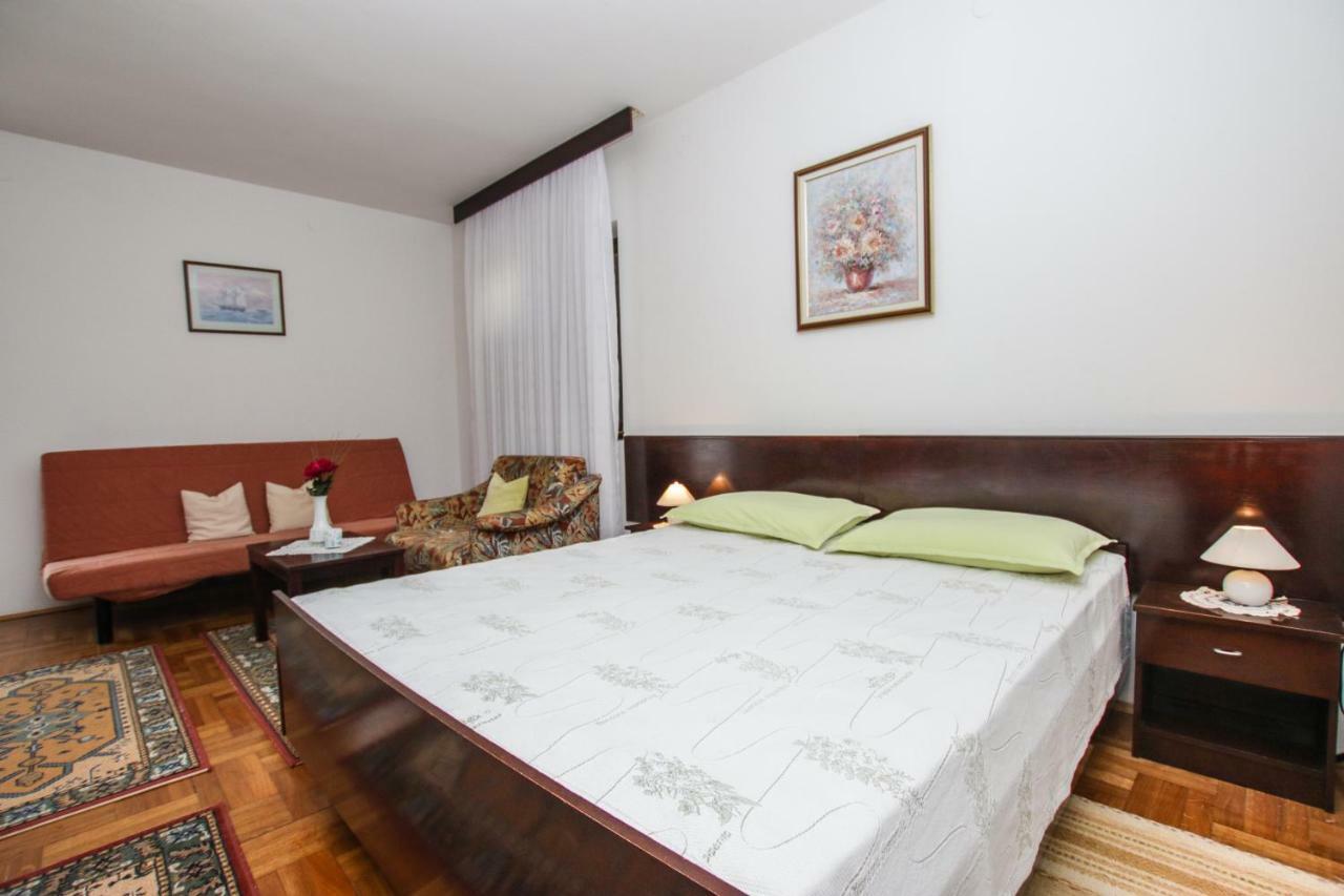 Apartmani Janja Poreč Exterior foto